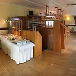 Hotel Kastanienhof Garni 3*
