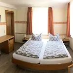 Kastanienhof Garni Hotel 3*