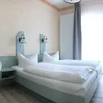 Kastanienhof Garni 3*
