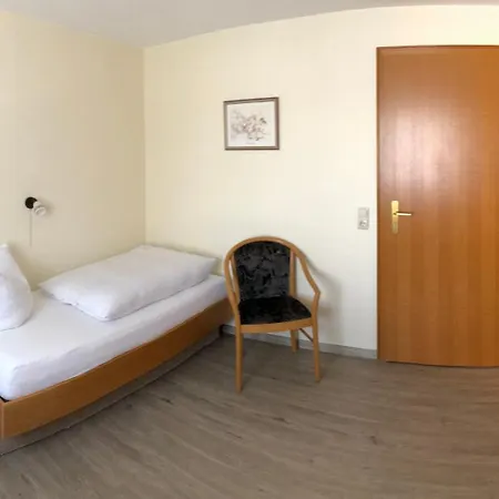 Hotel Kastanienhof Garni 3*