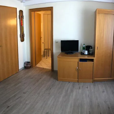 Kastanienhof Garni Hotel