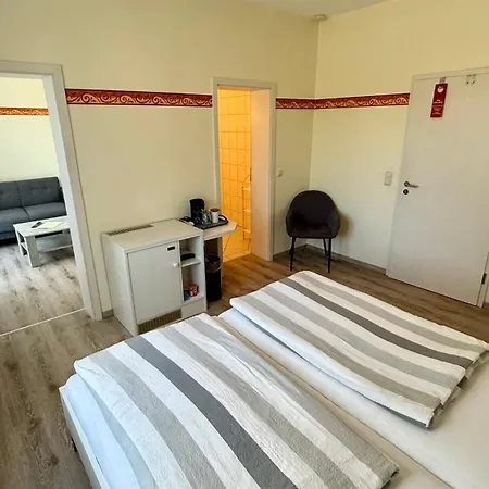 Kastanienhof Garni Hotel 3*