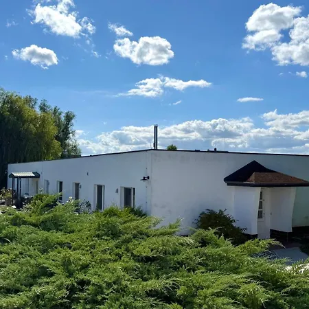 Kastanienhof Garni Hotel 3*