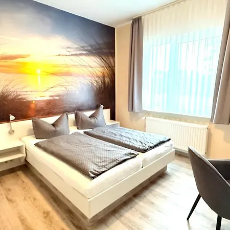 מלון Kastanienhof Garni