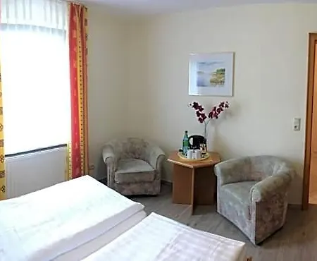 Hotell Kastanienhof Garni Zinnowitz