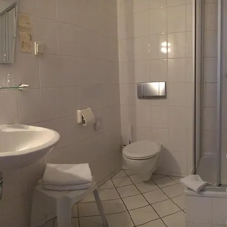 Kastanienhof Garni Hotel