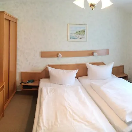 Hotel Kastanienhof Garni 3*