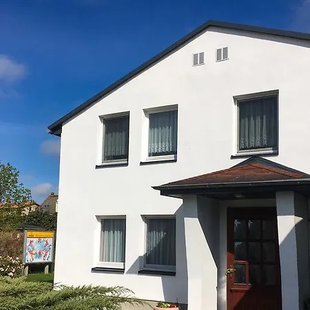 Kastanienhof Garni Hotel Zinnowitz