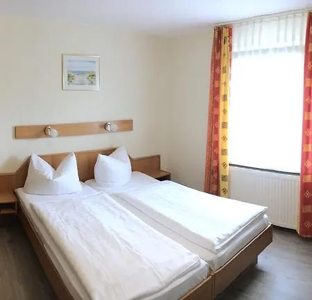 Hotel Kastanienhof Garni 3*