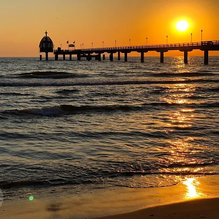 Kastanienhof Garni מלון